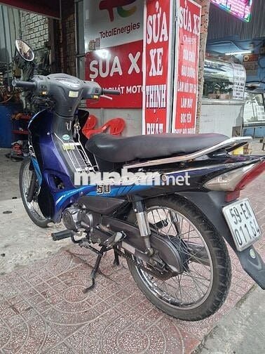 SYM Elegant 50cc Đen Xanh 50 km/lít