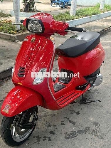 Piaggio Vespa 2010 màu Đỏ