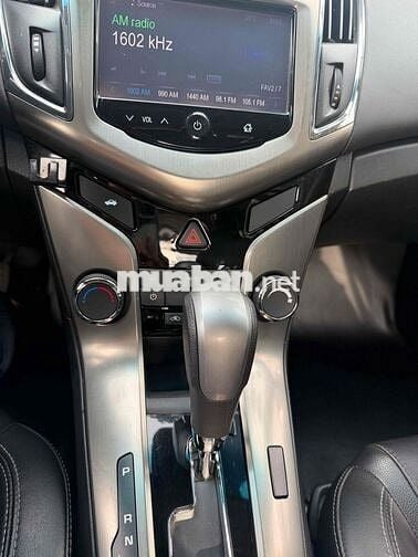 Chevrolet Cruze Số tự động Xám 5 chỗ