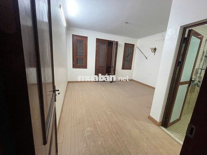 Cho thuê phòng trọ giá rẻ tại Long Biên