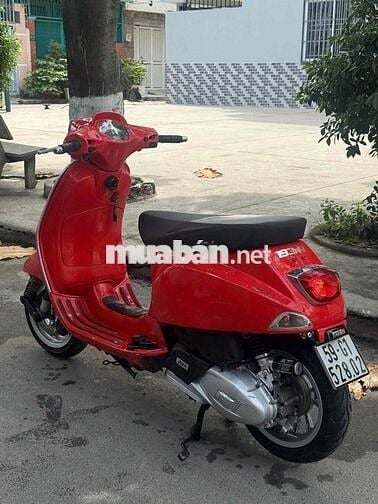 Piaggio Vespa 2010 màu Đỏ