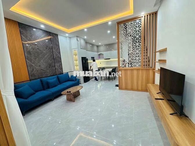 NHÀ 3 TẦNG 3PN 4WC MT KHU HỒ NGHINH