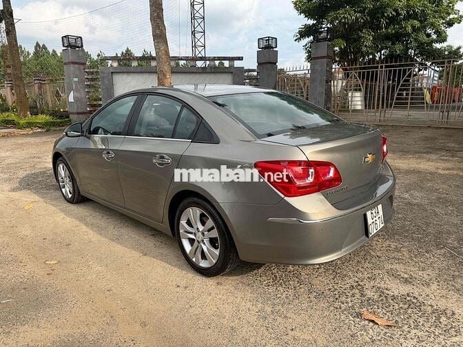 Chevrolet Cruze Số tự động Xám 5 chỗ
