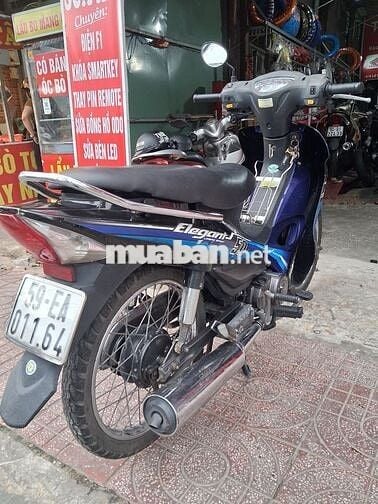 SYM Elegant 50cc Đen Xanh 50 km/lít