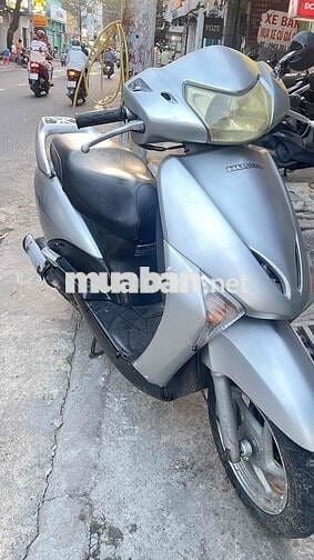 Honda tay ga 110 Cốp rộng tiết kiệm xăng Bạc