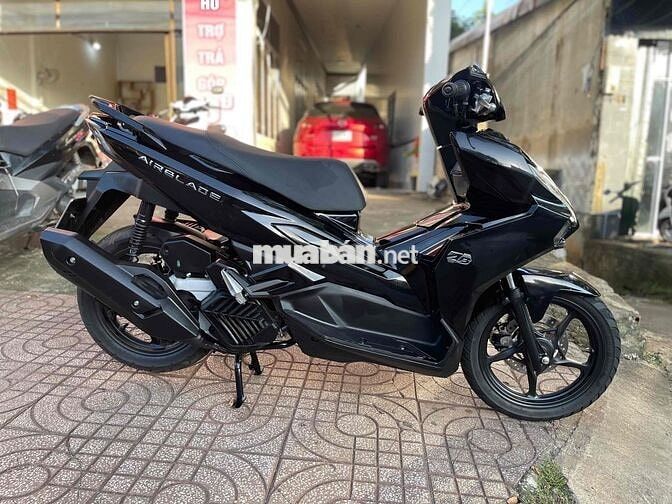 Honda AirBlade 125Fi 4VAL 2024 Đen bóng