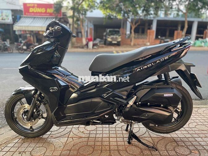 Honda AirBlade 125Fi 4VAL 2024 Đen bóng