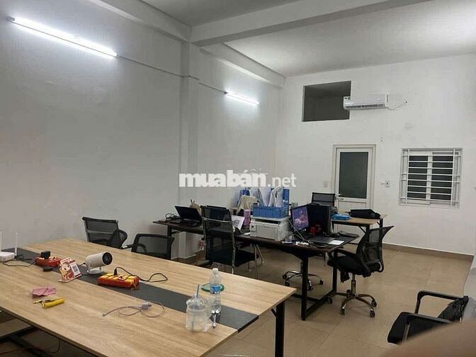 NHÀ 4.5X20M 1 TRỆT 1 LẦU ĐƯỜNG XE TẢI GIÁ TỐT