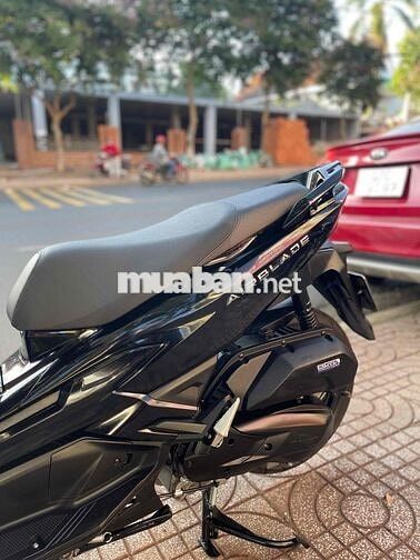 Honda AirBlade 125Fi 4VAL 2024 Đen bóng