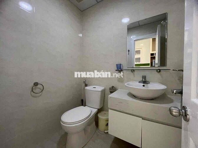 Apartment 2 bedrooms have view for rent in Muong thanh river