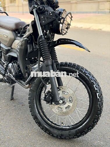 Chính chủ phố PG-1 Nâu - Đen 4.000km - Như xe mới
