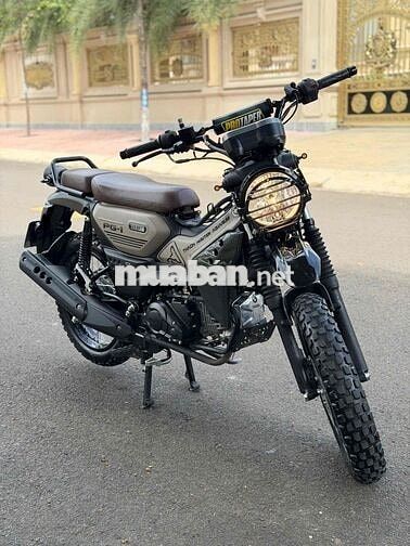 Chính chủ phố PG-1 Nâu - Đen 4.000km - Như xe mới
