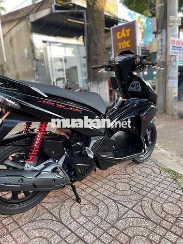 Honda AirBlade 125Fi 2019 Đen bóng