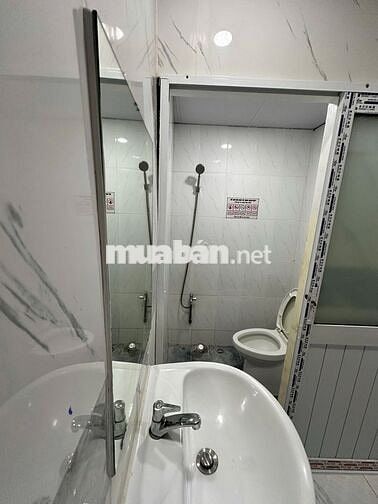Phòng trọ full nội thất kcx gần quận 4