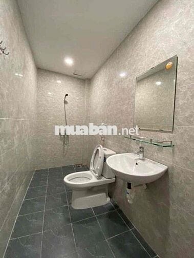 Cho thuê phòng có thang máy.Đường Trường Sa. P13. Q. Phú Nhuận