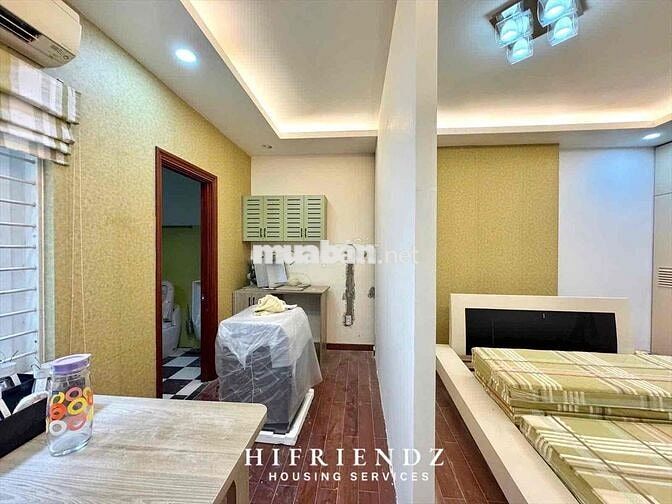 CHO THUÊ CHUNG CƯ MINI / 1 PHÒNG NGỦ - BAN CÔNG / CỬA SỔ - THANG MÁY