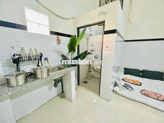Cho Thuê Phòng Trọ Giá Rẻ Chỉ 2TR8_ Ngay Chợ Phạm Văn Bạch