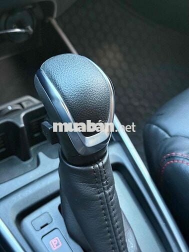 Suzuki XL7 Hybrid 2024 Trắng 2 Tone 18.000 km
