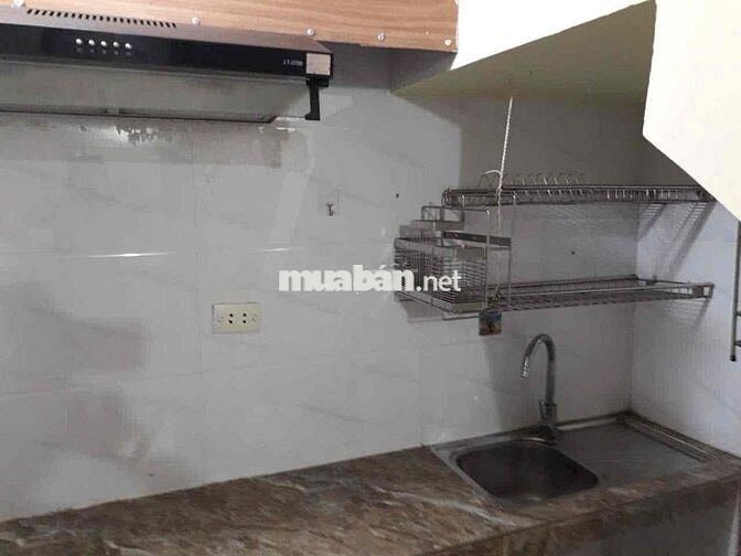 cho thuê nhà tại hoàng quốc việt đầy đủ đồ, điện nc giá bình dân
