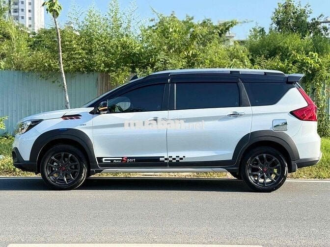 Suzuki XL7 Hybrid 2024 Trắng 2 Tone 18.000 km