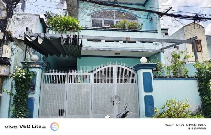 Cần bán nhà gấp, 2% giới thiệu khi khách đồng ý đặt cọc