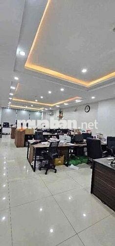 NGÂN HÀNG ĐỊNH GIÁ 31 TỶ  CHỦ GẤP BÁN   SIÊU PHẨM 7 TẦNG - THANG MÁY -