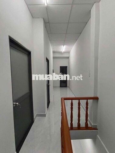 Cho thuê nhà nguyên căn hẻm xe tải thông gần Emat phan huy ích dt 40 m