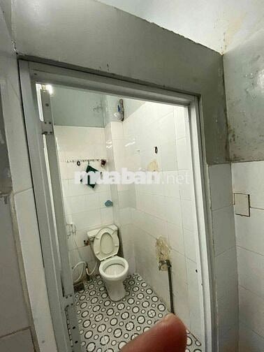 Cho thuê nhà nguyên căn hẻm xe tải thông gần Emat phan huy ích dt 40 m