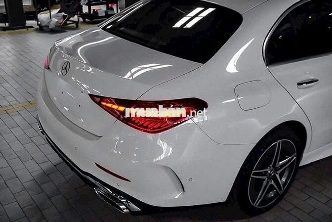 Mercedes-Benz C300 AMG V3 Trắng Polar
