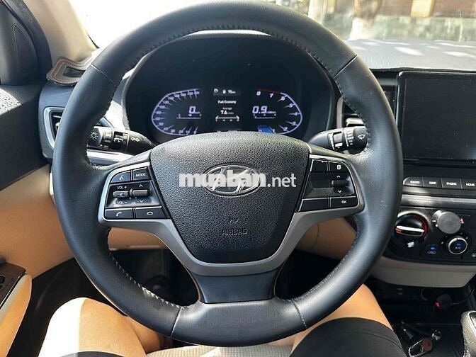 Hyundai Accent 2021 số tự động