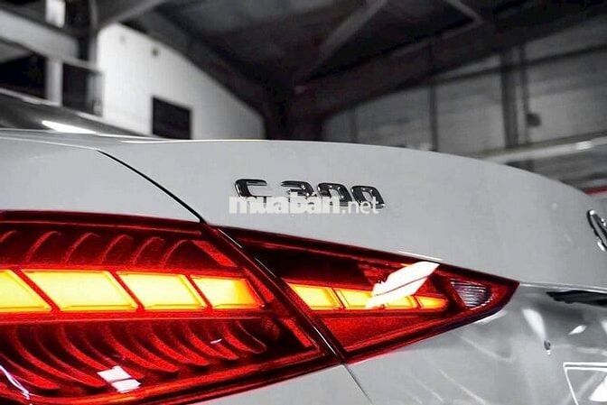Mercedes-Benz C300 AMG V3 Trắng Polar