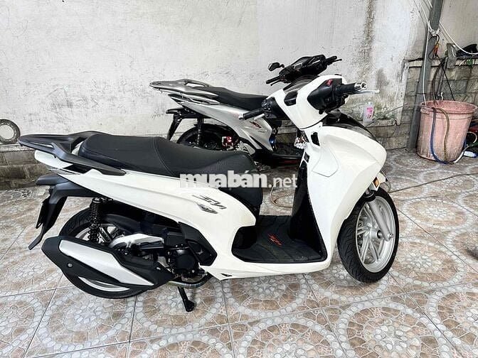 Honda SH 350i 2023 Trắng