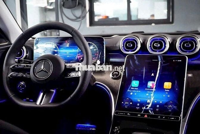 Mercedes-Benz C300 AMG V3 Trắng Polar