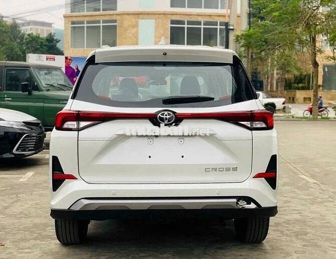 TẶNG 100% TRƯỚC BẠ - TOYOTA VELOZ CROSS