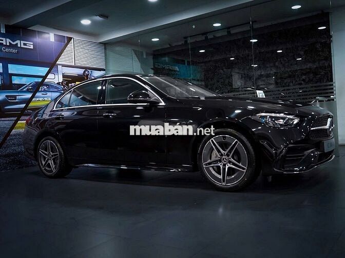 Mercedes-Benz C300 AMG V3 Trắng Polar
