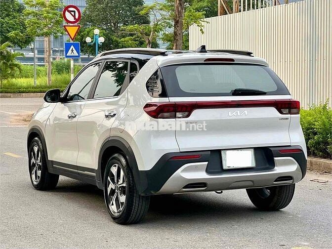 Kia Sonet Luxury 2023 Trắng 20000 km