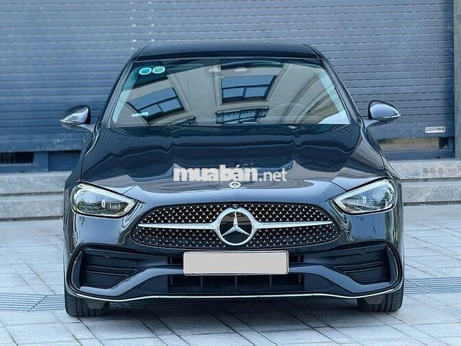 Mercedes-Benz C300 AMG V3 Trắng Polar