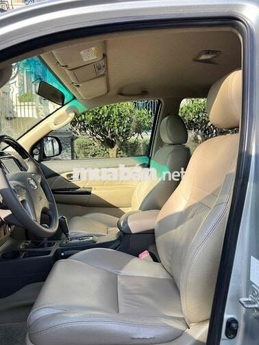 Toyota Fortuner 2012 2 Cầu Bản Cao Cấp Bạc