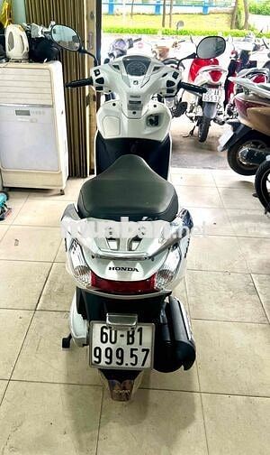 Honda Lead 125cc đk:2013 chính chủ