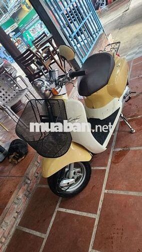 Honda C50 2018 Vàng 49cc