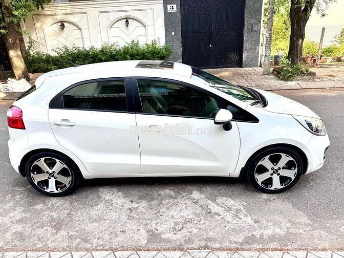 Kia Rio 1.4 AT 2014 Nhập Hàn odo zin 88,000km