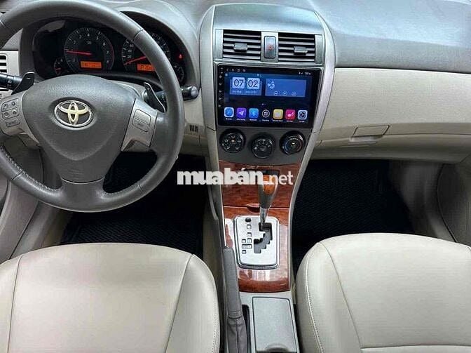 Toyota Corolla Altis 2010 2.0V Đen