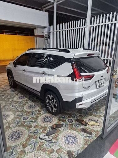 Mitsubishi Xpander Cross 2024 Trắng Số tự động