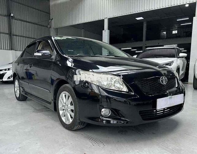 Toyota Corolla Altis 2010 2.0V Đen