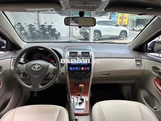 Toyota Corolla Altis 2010 2.0V Đen