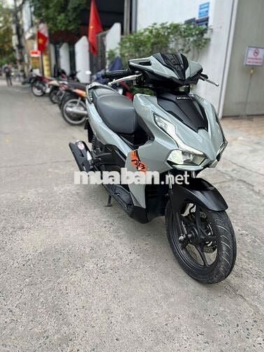 Cần bán AB 2022, 125Fi, xám xi măng, chính chủ,zin