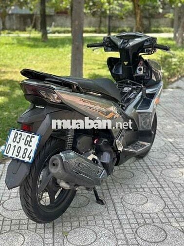 Honda Air Blade 125 Xám đen - góp nợ xấu
