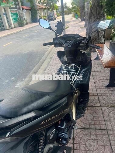Honda Air Blade Black Edition màu Đen