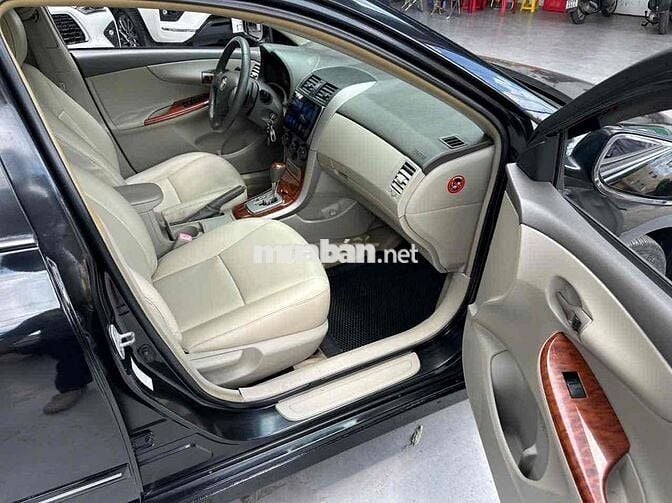 Toyota Corolla Altis 2010 2.0V Đen
