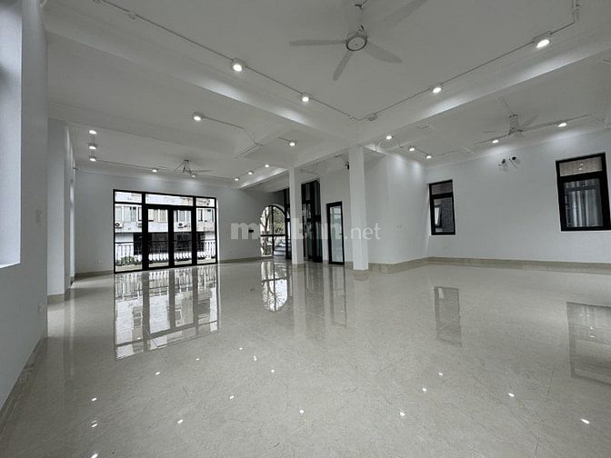 CHÍNH CHỦ CẦN BÁN CĂN BIỆT THỰ LÔ GÓC  3 MẶT TIỀN, PHỐ SA ĐÔI, ĐẠI MỖ